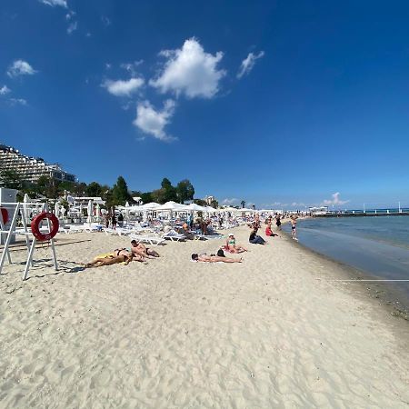 Arcadia Sky Lägenhet Odessa Exteriör bild