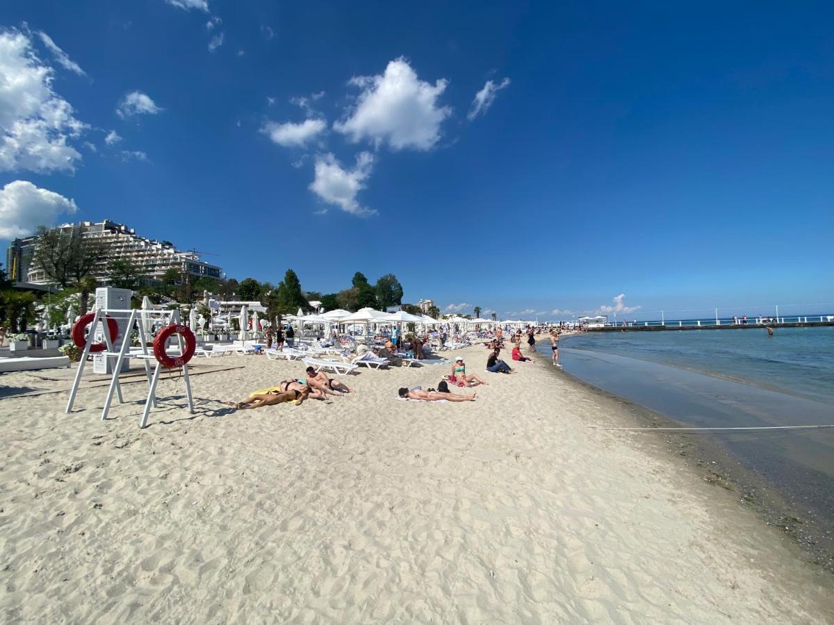 Arcadia Sky Lägenhet Odessa Exteriör bild